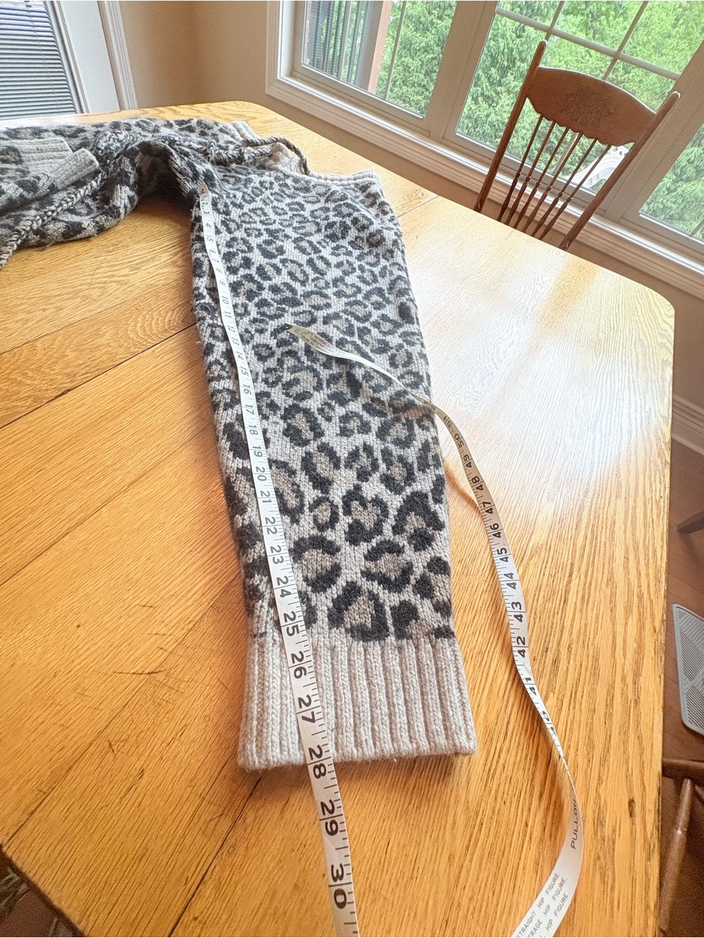 Alanui Wild Spirit Intarsia Leopard Print Grey Wool Blend Chunky Knit Sweatpants - Picture 9 of 15